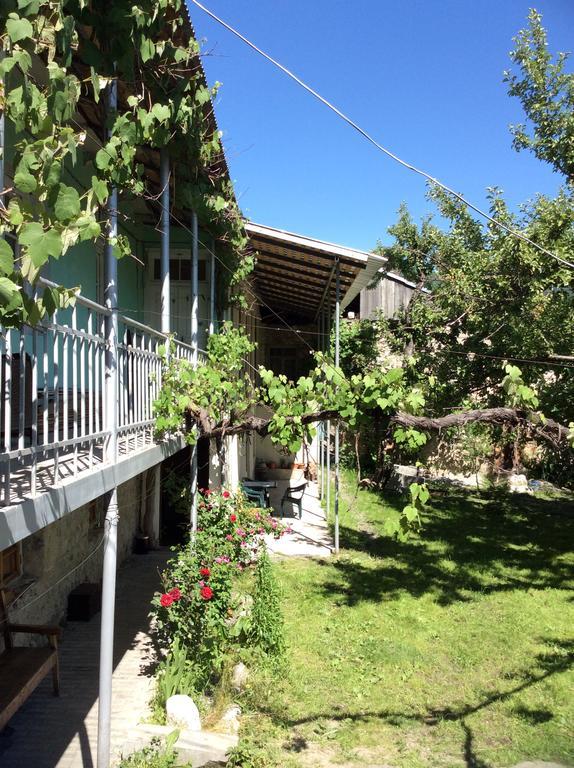 Guest House Chuta In Lagami Mestia Exterior foto